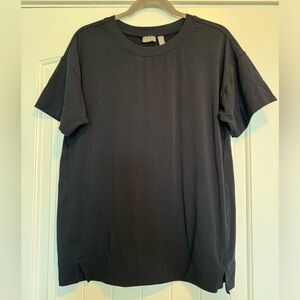 Black ZELLA  Athletic Workout Tee Round Neck, Split Hem - Small